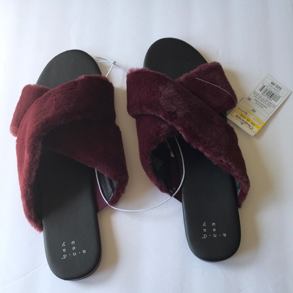 a.n.d Frannie Crossband Faux Fur Slide Sandal - Picture 3 of 5